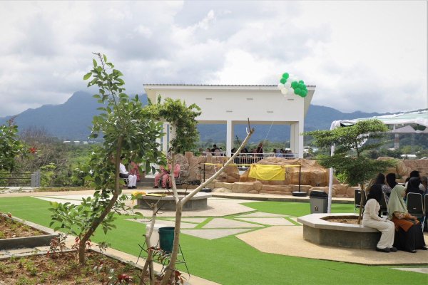 Objek Wisata Murraya Hill Singkawang Utara